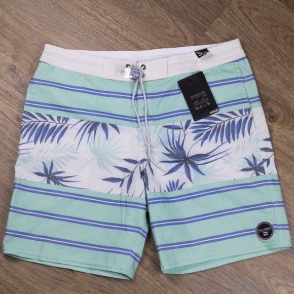 Billabong Men's Boardshorts Size 33 NWT